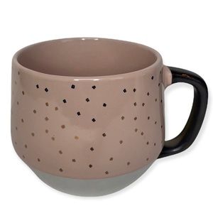 Threshold 21 onz. Coffee Mug color pink with black handle
